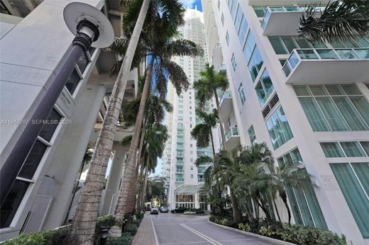 Residential complexes in Miami, Miami-Dade