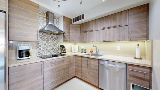 Complesso residenziale a Hallandale Beach, Broward County