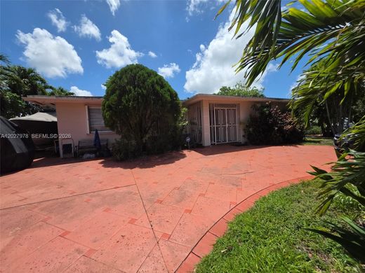 Villa à Hialeah, Comté de Miami-Dade