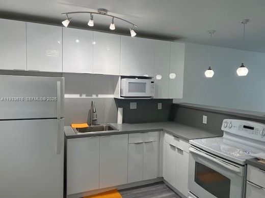 Complesso residenziale a Miami, Miami-Dade County