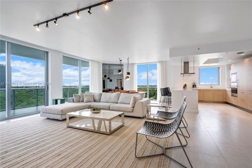 Complesso residenziale a North Miami Beach, Miami-Dade County