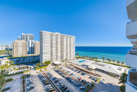 Complesso residenziale a Hallandale Beach, Broward County