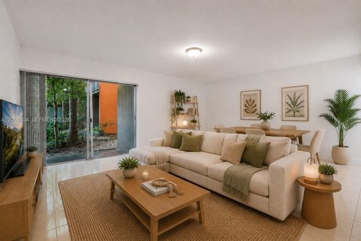 Complexes résidentiels à Miami, Comté de Miami-Dade