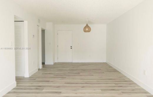 Appartementencomplex in Pinecrest, Miami-Dade County