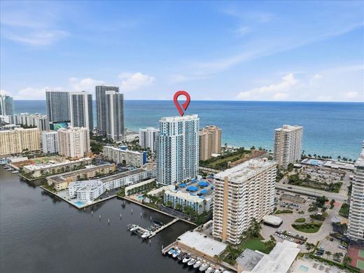 Komplex apartman Hallandale Beach, Broward County