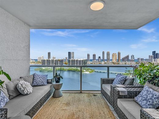 Residential complexes in Aventura, Miami-Dade