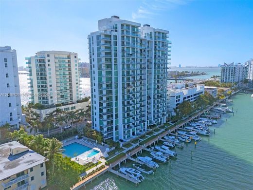 Complesso residenziale a North Bay Village, Miami-Dade County
