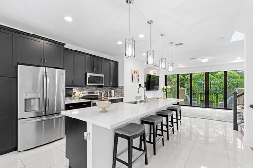 Townhouse - Boynton Beach, Palm Beach County