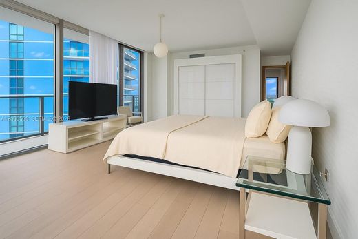 Residential complexes in Miami, Miami-Dade