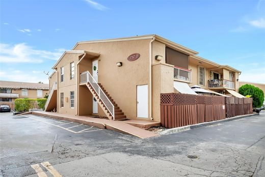 Komplex apartman Miami, Miami-Dade County