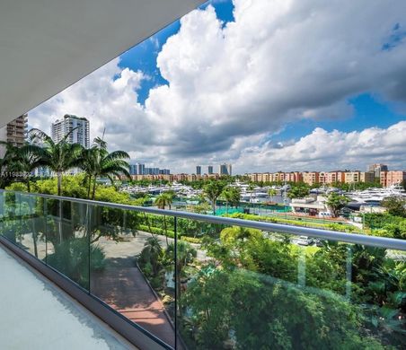 Edificio en Aventura, Miami-Dade County