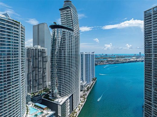 Residential complexes in Miami, Miami-Dade