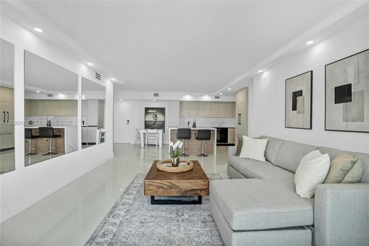Residential complexes in Miami, Miami-Dade