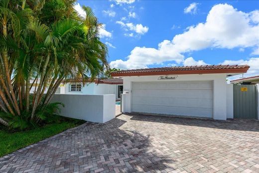 Villa in Pompano Beach, Broward County