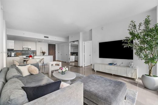 Residential complexes in Miami, Miami-Dade