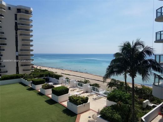 Complesso residenziale a Miami Beach, Miami-Dade County