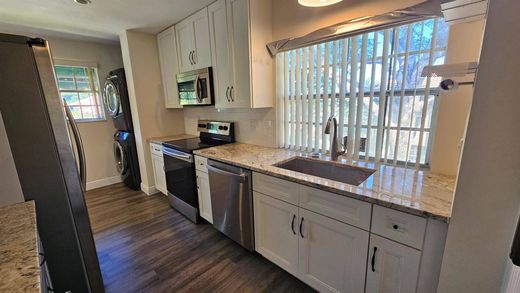 Kamienica w Boca Raton, Palm Beach County