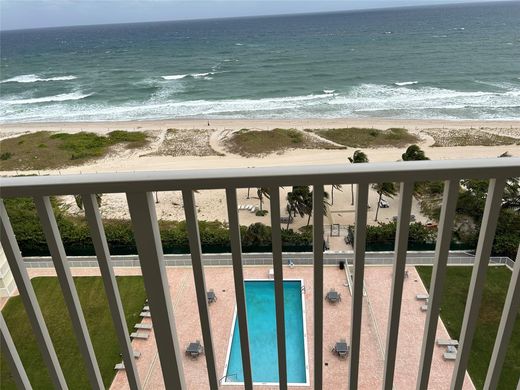 Residential complexes in Pompano Beach, Broward County