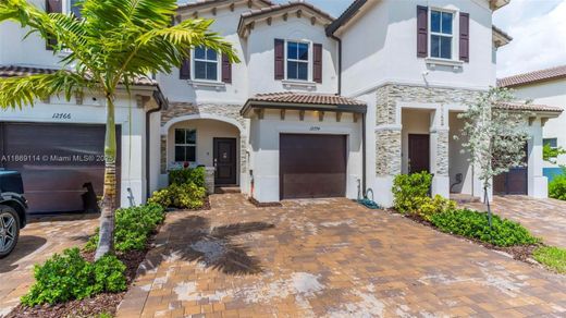 Casa adosada en North Miami, Miami-Dade County