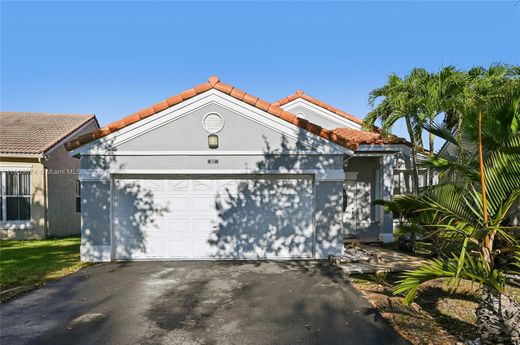 Villa - Weston, Broward County