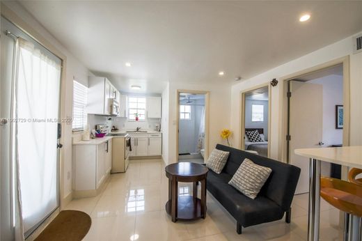 مجمع شقق ﻓﻲ ميامي، فلوريدا, Miami-Dade County