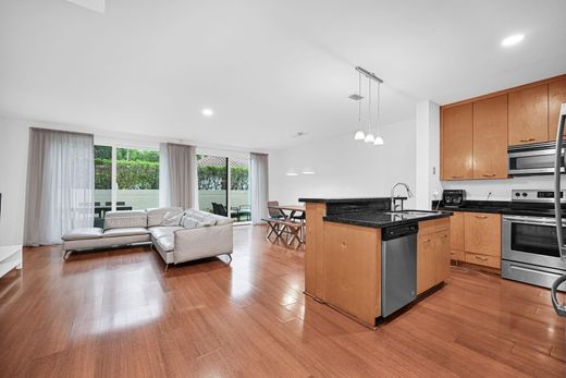 Casa di città a Aventura, Miami-Dade County