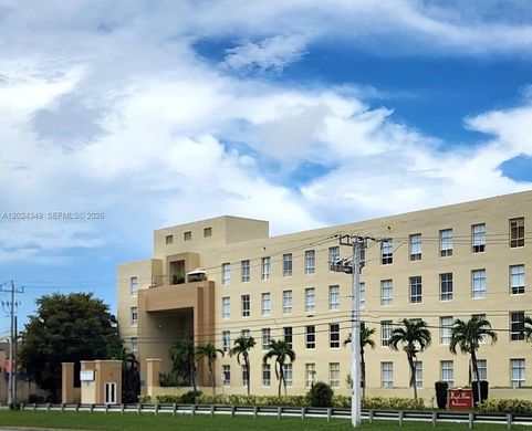 Complexos residenciais - Hialeah, Miami-Dade County