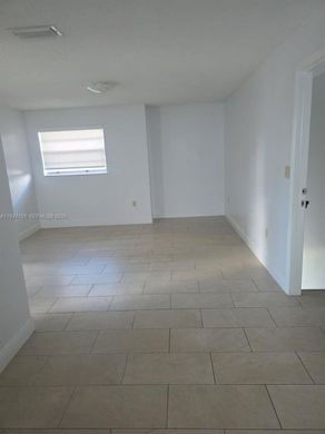 Residential complexes in Miami, Miami-Dade