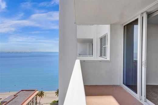 Complexos residenciais - Hallandale Beach, Broward County