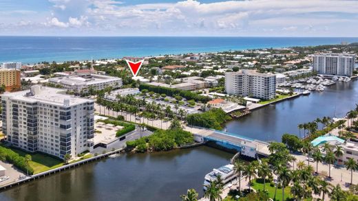 Residential complexes in Delray Beach, Palm Beach