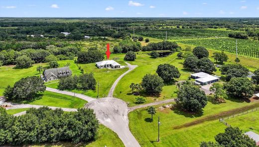 Villa in Okeechobee, Okeechobee County