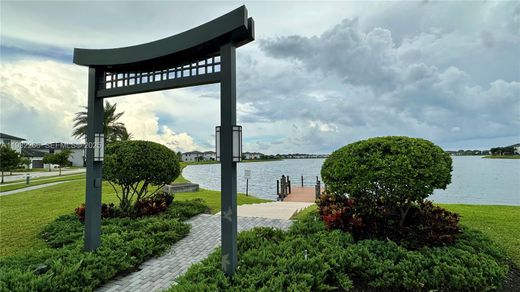 城市独宅  Miami Lakes, Miami-Dade County