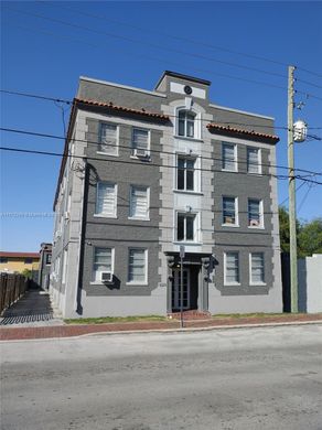 Kamienica w Miami, Miami-Dade County