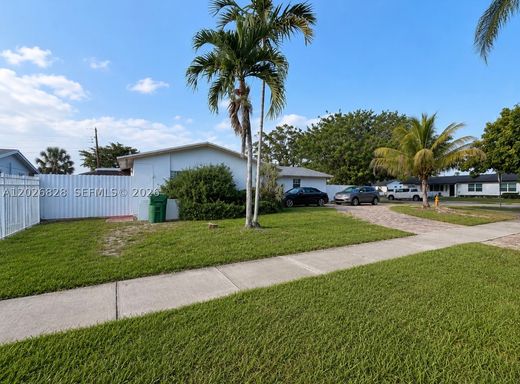Вилла, Майами, Miami-Dade County