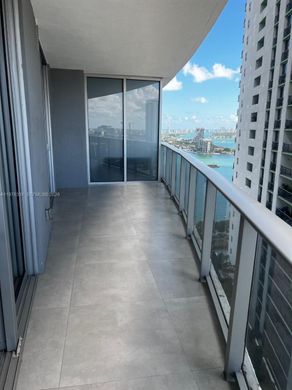 Complesso residenziale a Miami, Miami-Dade County