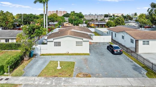 Appartementencomplex in Sweetwater, Miami-Dade County
