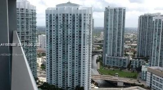 Residential complexes in Miami, Miami-Dade
