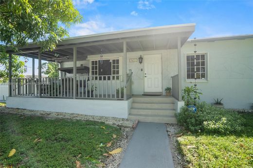 ﻓﻴﻼ ﻓﻲ Hialeah, Miami-Dade County