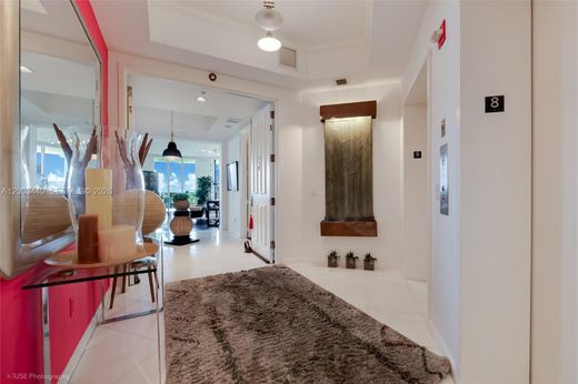 Complexes résidentiels à Coral Gables, Comté de Miami-Dade