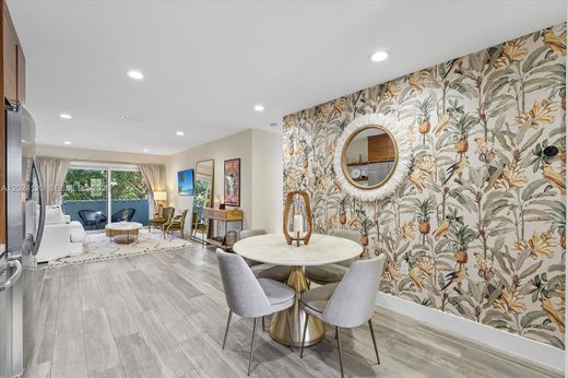 Komplex apartman Key Biscayne, Miami-Dade County