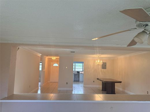 ‏וילה ב  Miami Gardens, Miami-Dade County