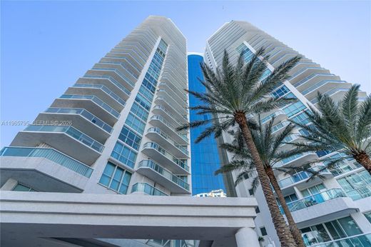 Residential complexes in Sunny Isles Beach, Miami-Dade