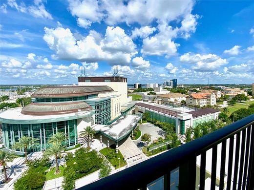 Complexes résidentiels à West Palm Beach, Comté de Palm Beach
