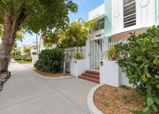Жилой комплекс, Майами-Бич, Miami-Dade County