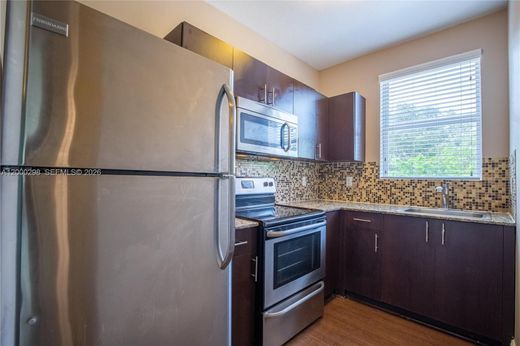 Residential complexes in Miami, Miami-Dade