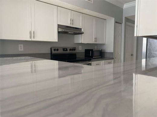 Κτίριο σε Pembroke Pines, Broward County