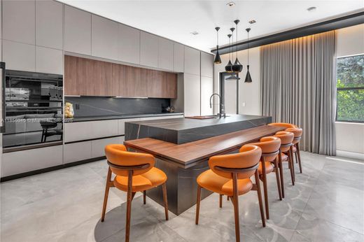 Villa in Miramar, Broward County