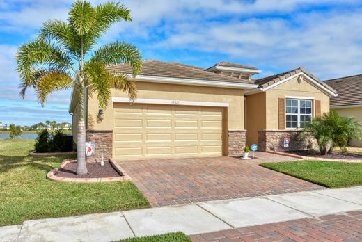 Villa in Port Saint Lucie, Saint Lucie County