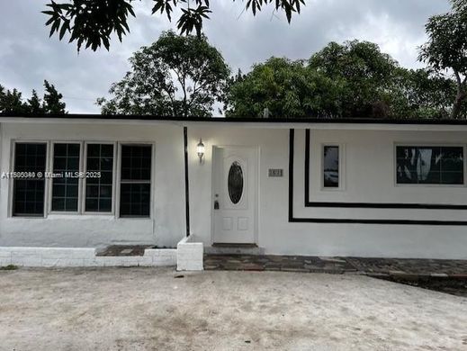 Villa in West Park, Broward County