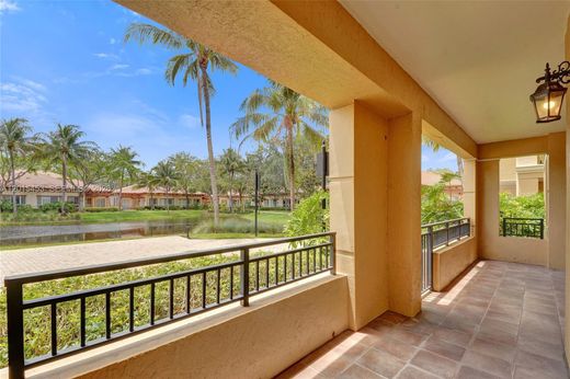 Residential complexes in Weston, Broward County